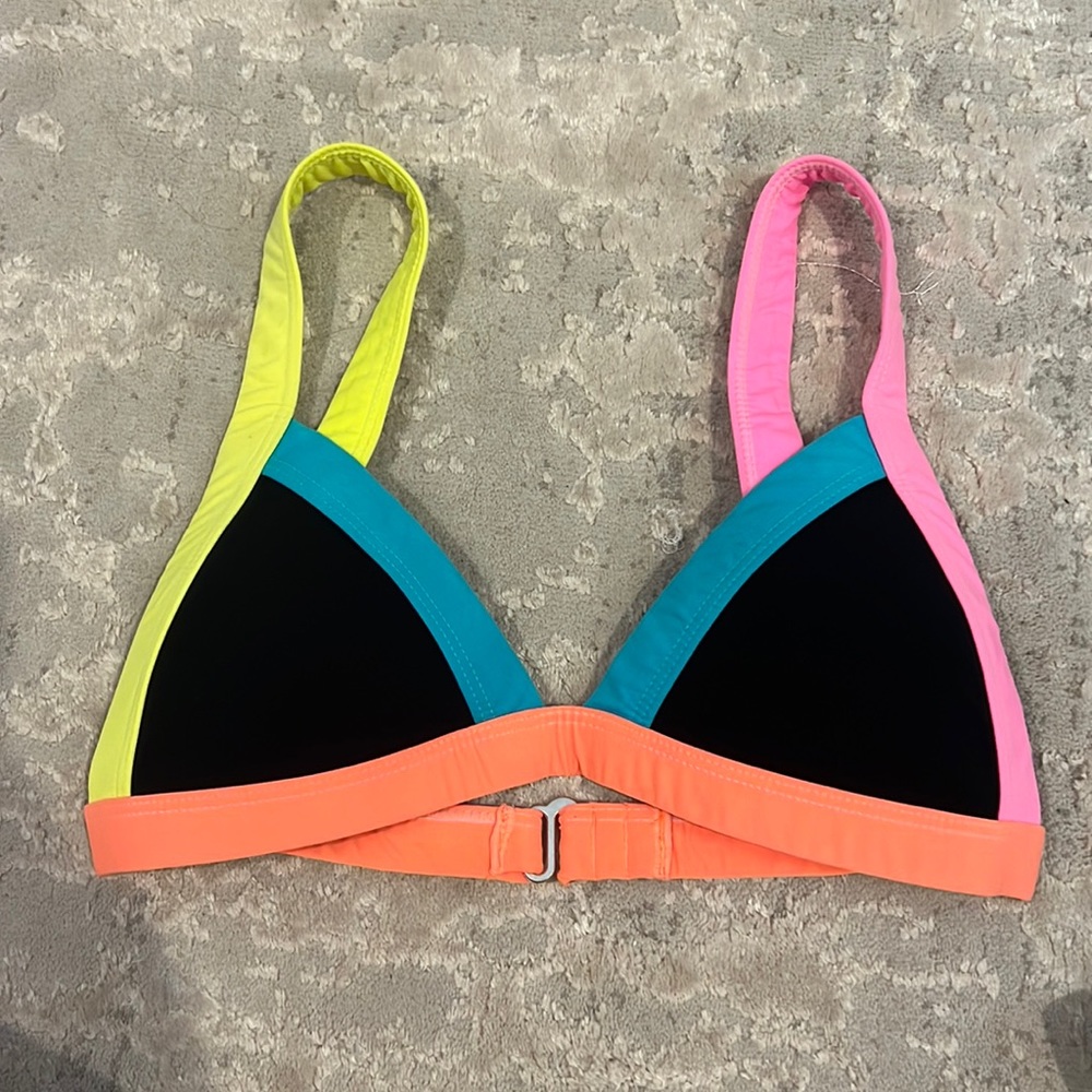 doesn’t fit anymore perfect condition worn only a few times